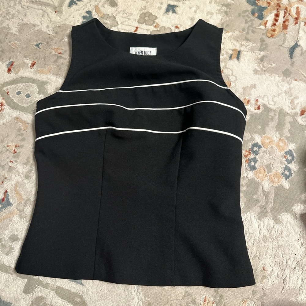 Vintage black and white top